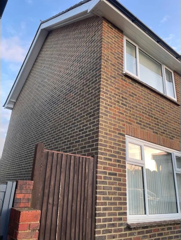 Full repoint on a house in Chatham, Kent